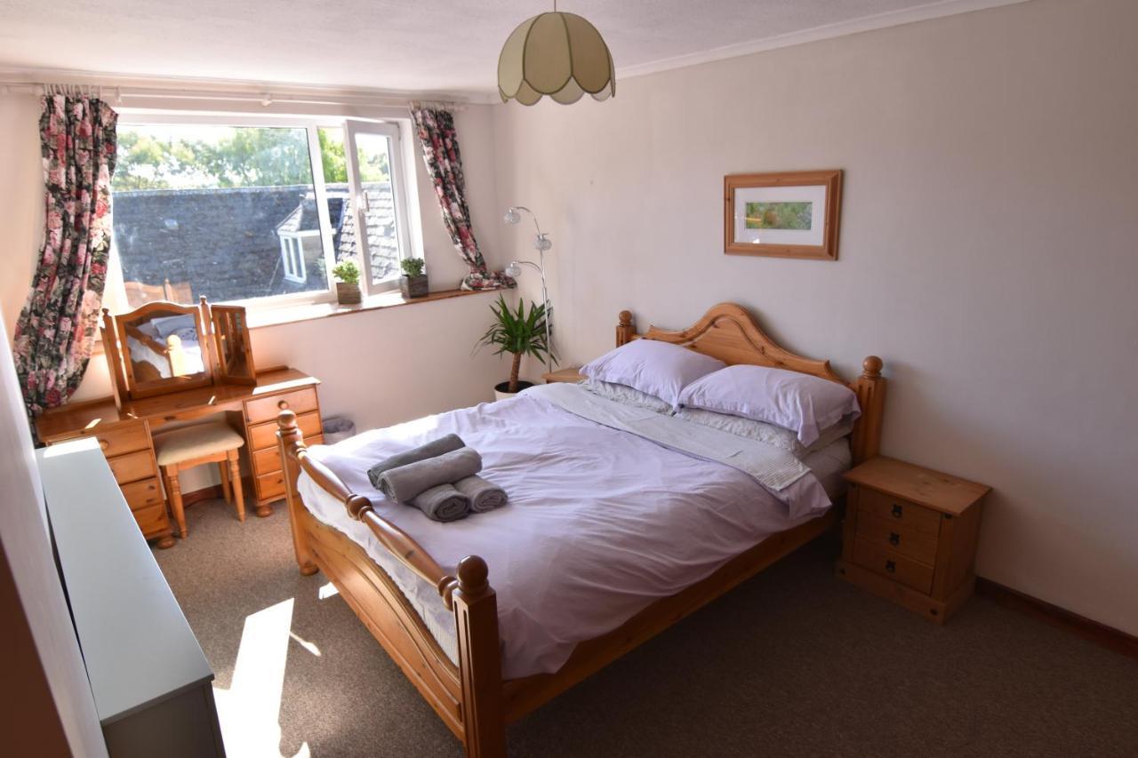 Spacious Cottage In The Village Of Wembury מראה חיצוני תמונה